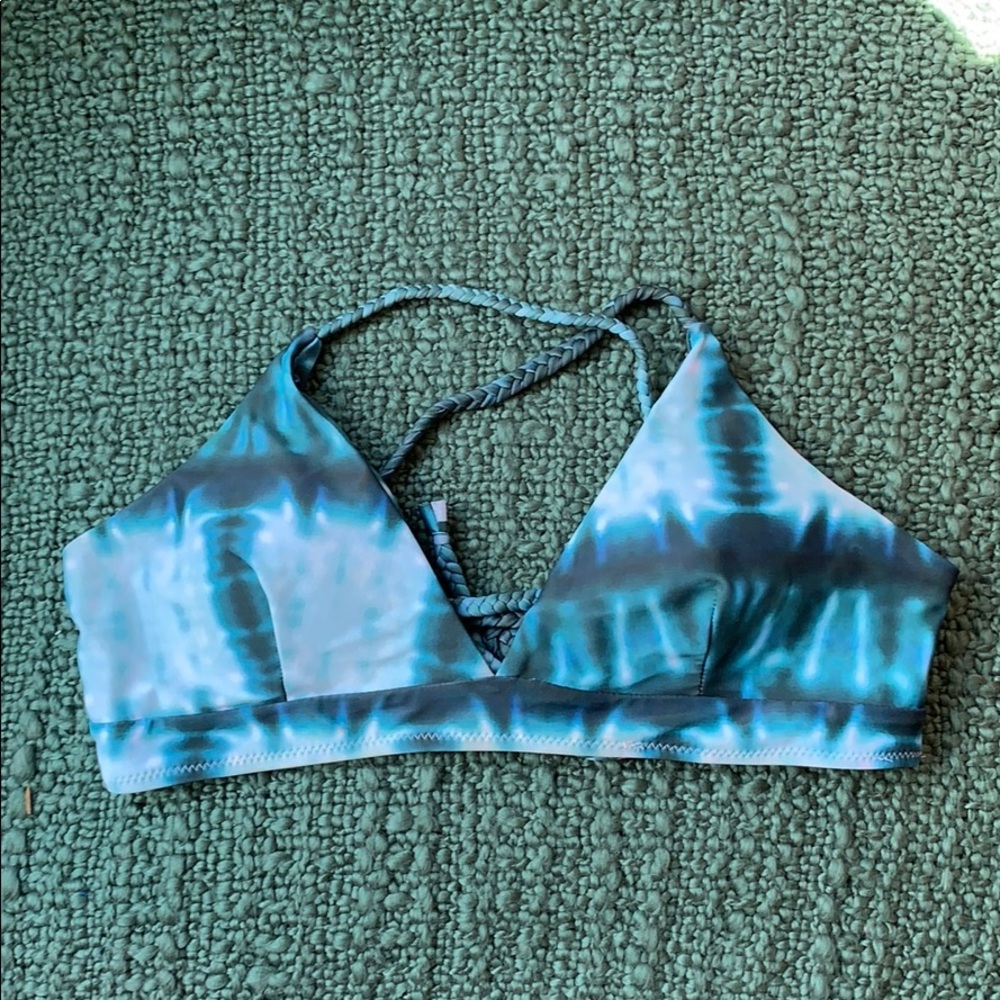 Bathing suit